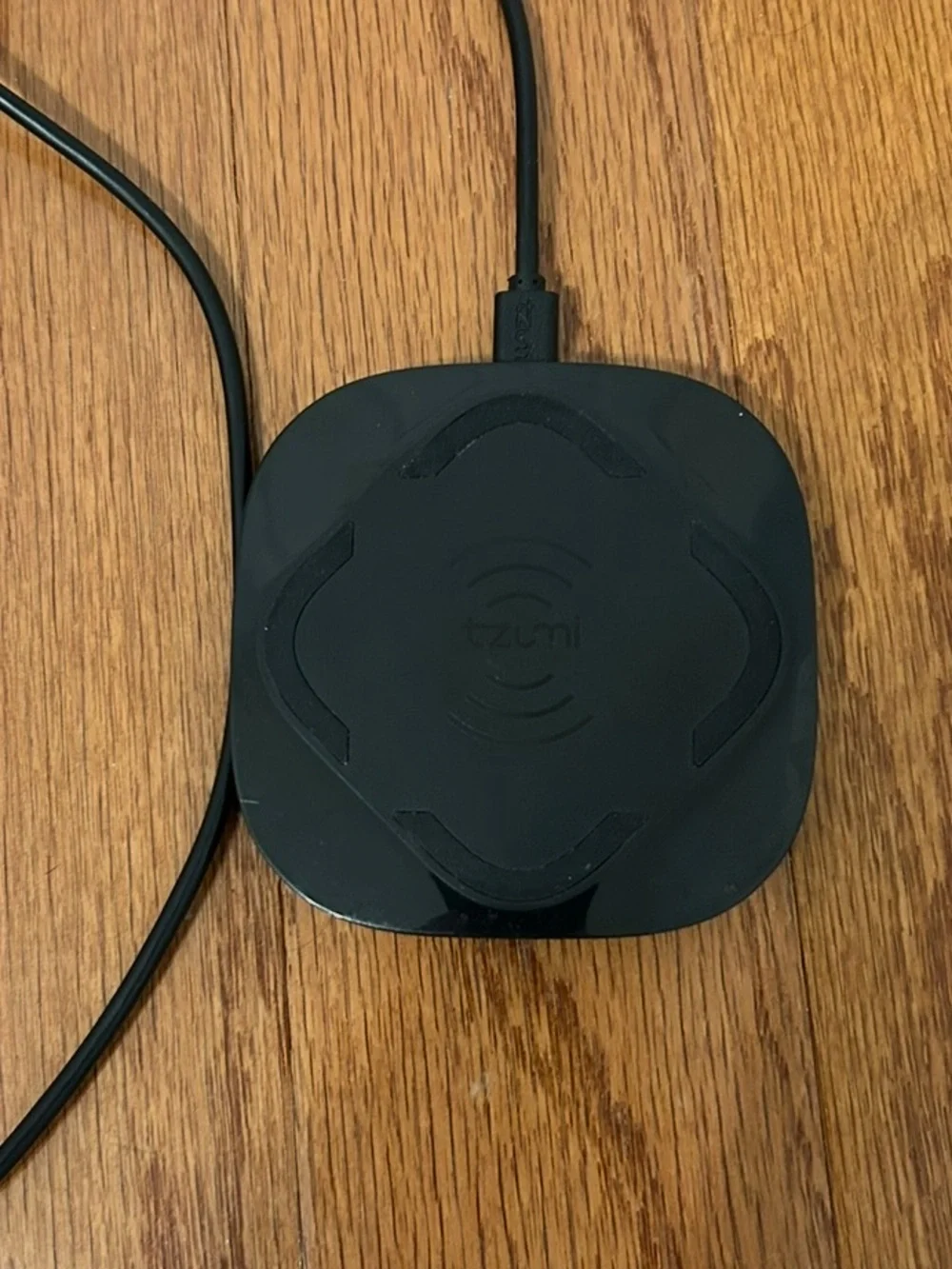 Tzumi Fast Wireless Charging Pad — Black